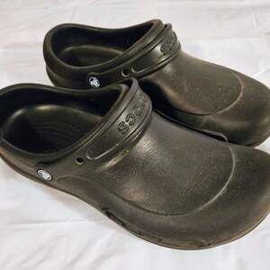Crocs Bistro mens size 12 Black Slip-Resistant Work Clogs non slip